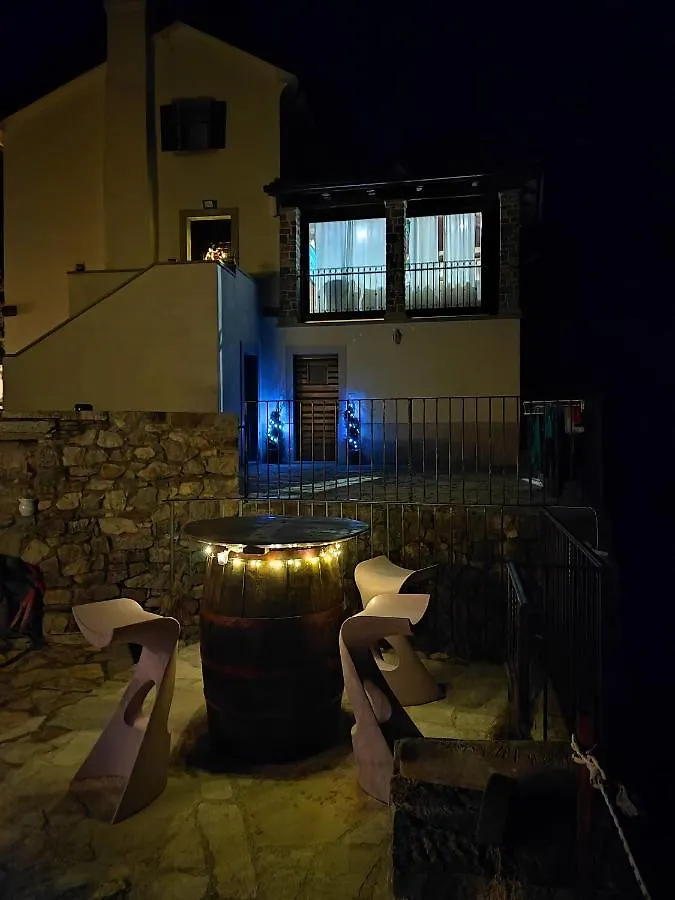 Amazing Studio Casa Fermeglia With Private Jacuzzie And Perfect Panoramic View Roc 0*,  Croatia